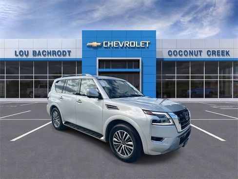 Used 2023 Nissan Armada SL w/ Captain's Chairs Package image 2