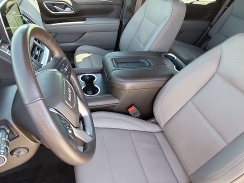 Used 2022 GMC Yukon SLT w/ SLT Luxury Package AWD/4WD image 25