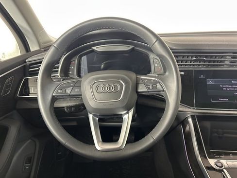 Used 2023 Audi Q7 3.0T Prestige image 13