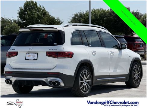 Used 2023 Mercedes-Benz GLB 35 AMG 4MATIC image 4