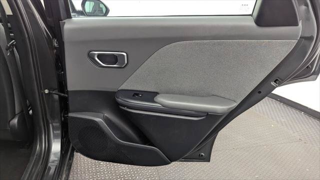 Used 2025 Kia K4 EX FWD image 19