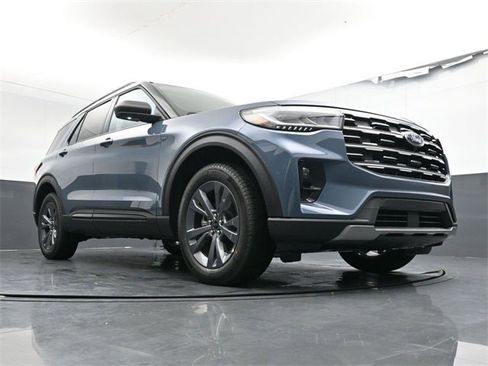 New 2026 Ford Explorer Active w/ Active Comfort Package image 28