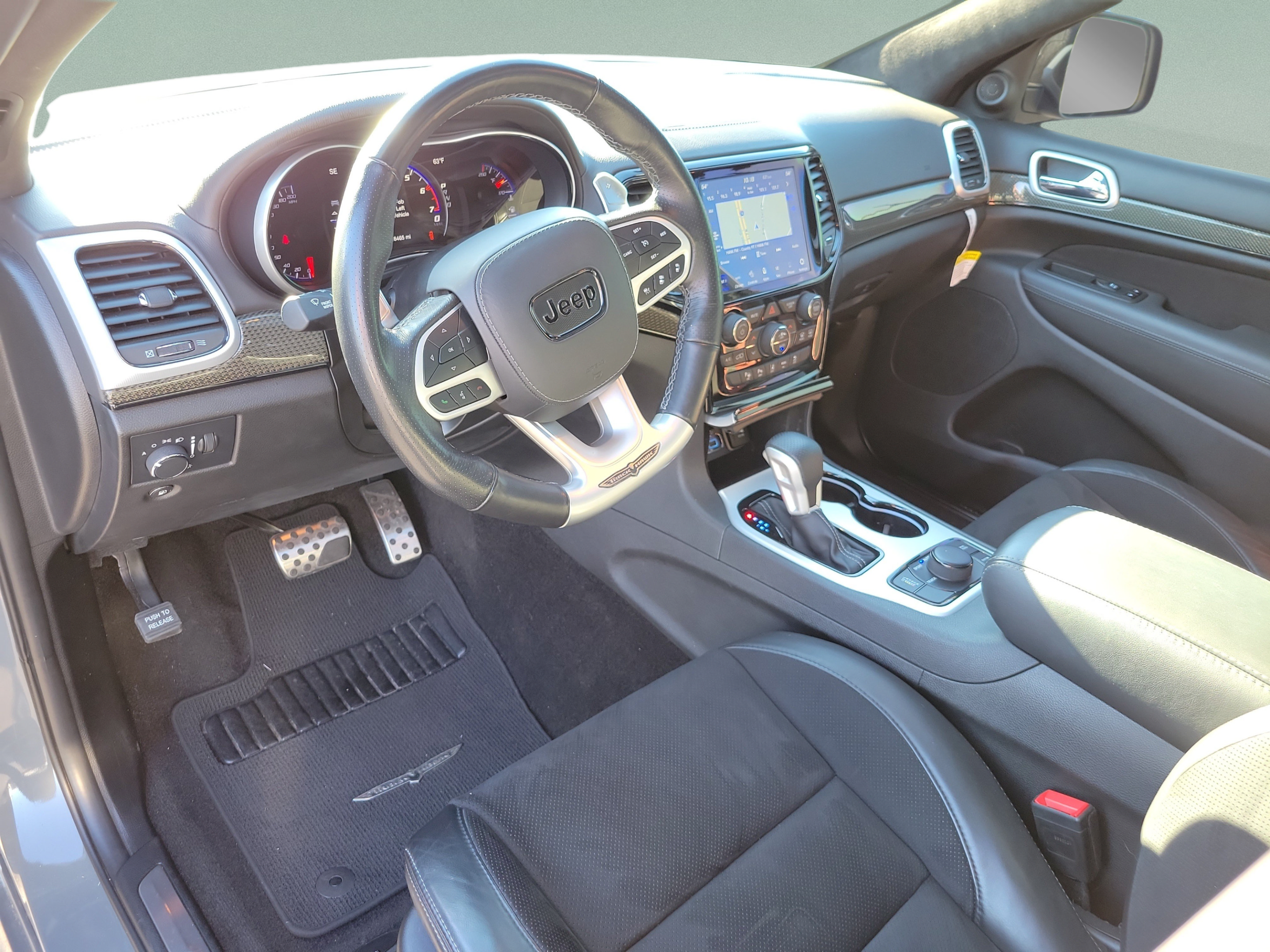 Used 2021 Jeep Grand Cherokee Trackhawk AWD/4WD image 19