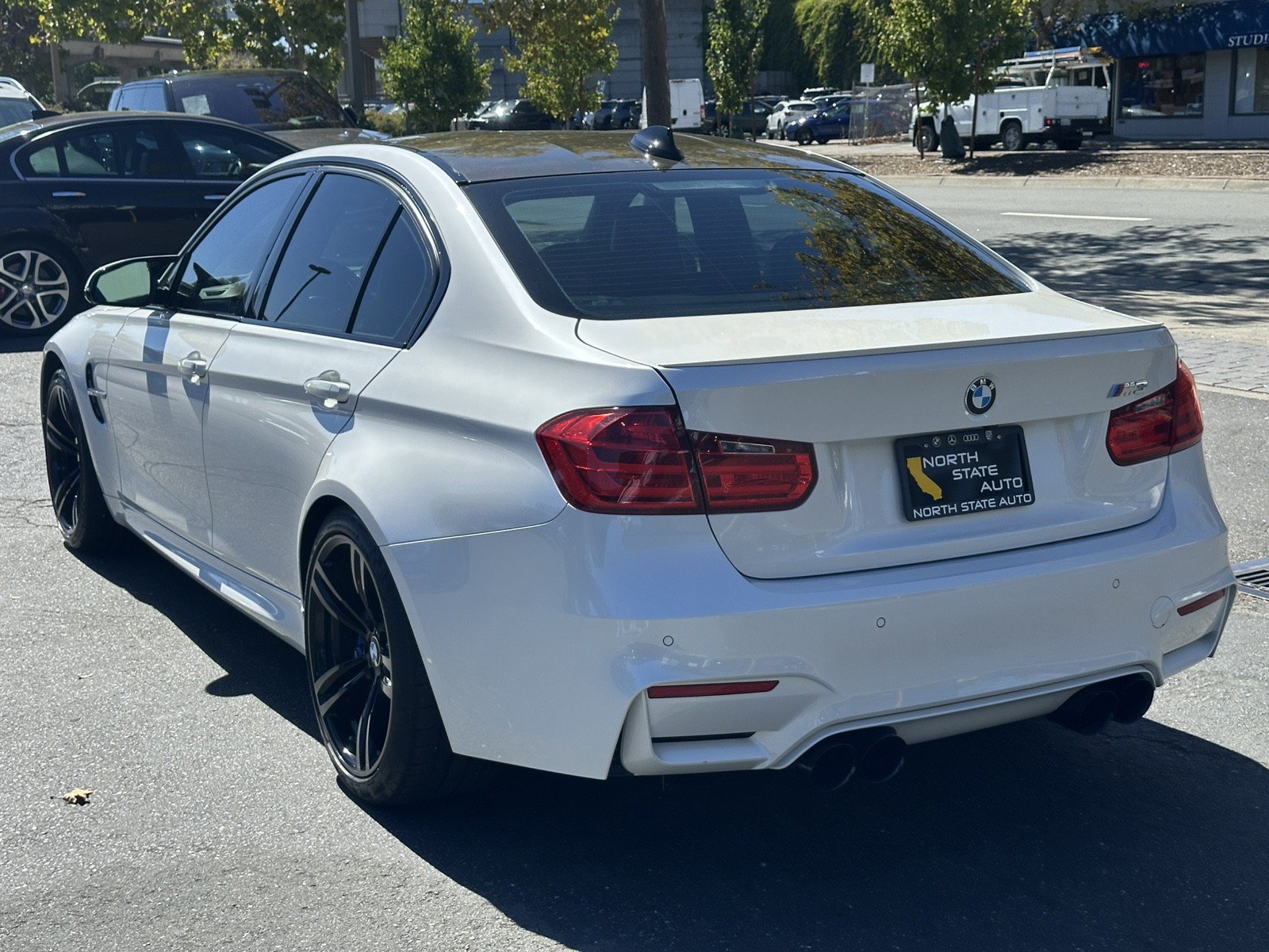 Used 2015 BMW M3 RWD image 11
