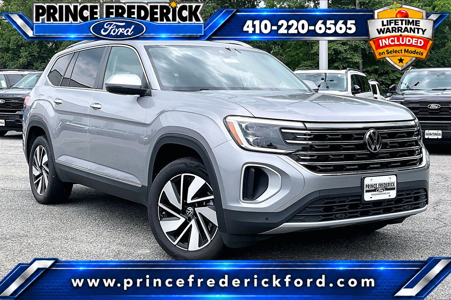 Used 2025 Volkswagen Atlas SEL AWD/4WD image 1