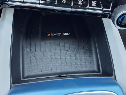 New 2026 Chevrolet Equinox EV LT w/ Convenience Package II image 18