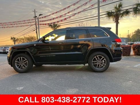Used 2019 Jeep Grand Cherokee Laredo w/ 18" Wheel & 8.4" Radio Group image 34
