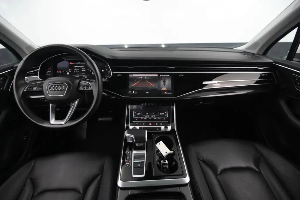 Used 2021 Audi Q7 3.0T Premium Plus w/ Premium Plus Package AWD/4WD image 32