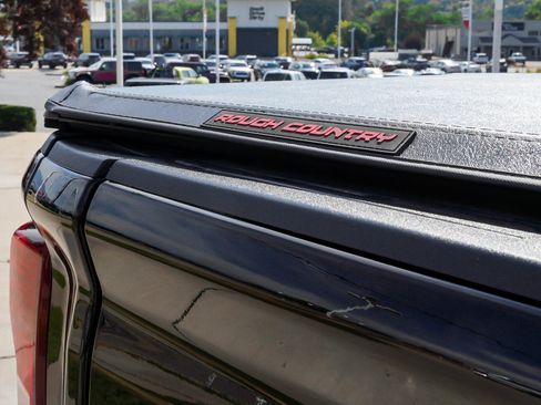 Used 2024 Chevrolet Silverado 2500 LT AWD/4WD image 15