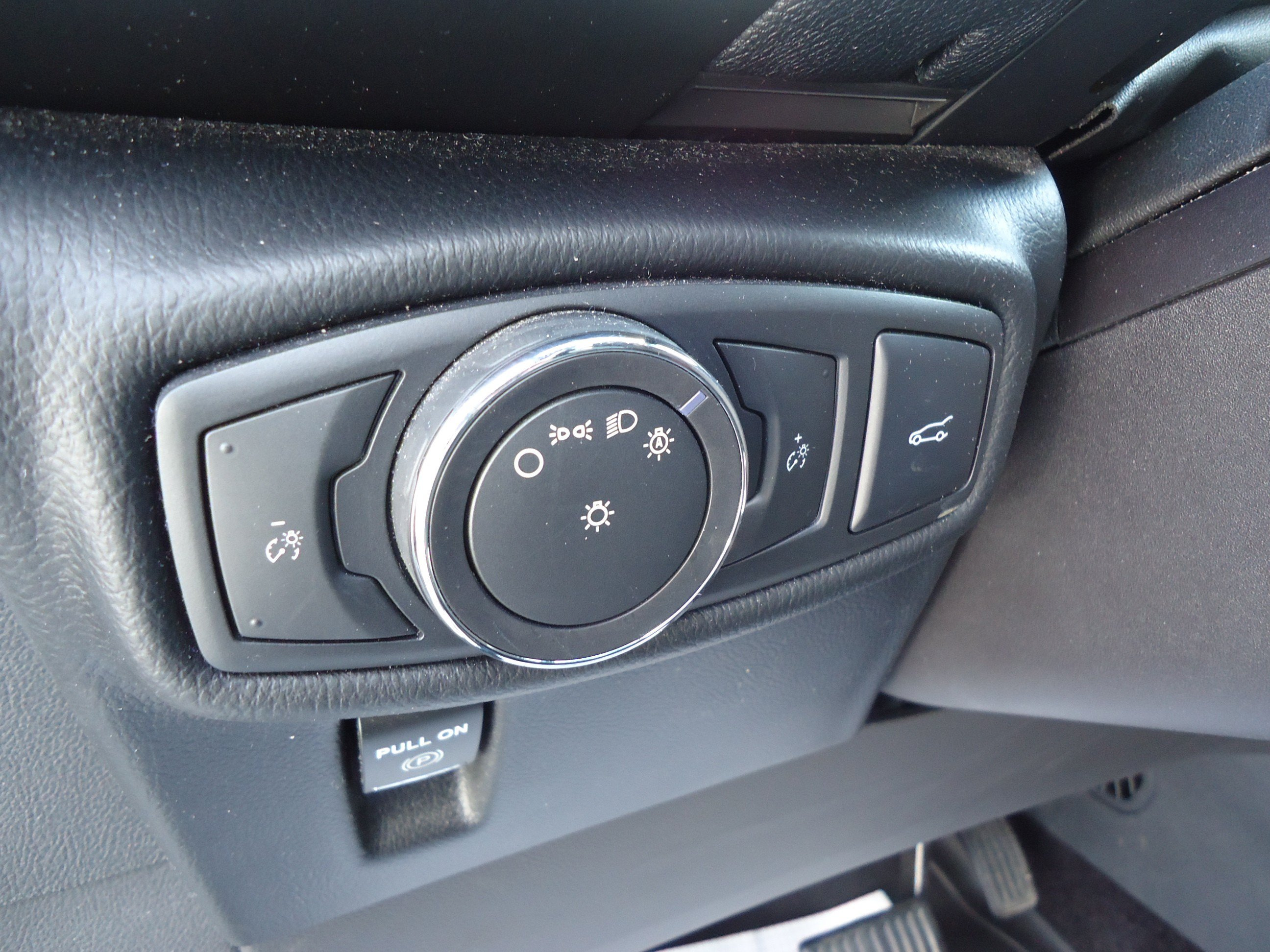 Used 2016 Lincoln MKX Reserve w/ Technology Package AWD/4WD image 15