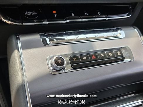 New 2026 Lincoln Aviator AWD image 22