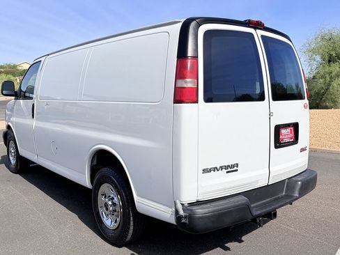 Used 2015 GMC Savana 2500 RWD image 3