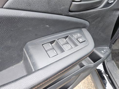 Used 2022 Honda Pilot TrailSport image 14