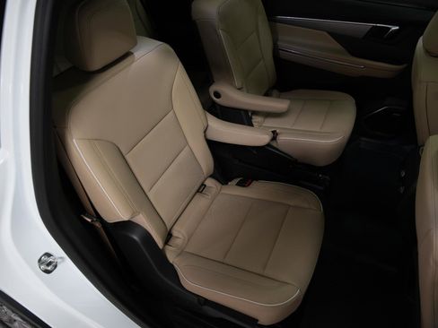 New 2026 Buick Enclave Preferred w/ Power Package image 18