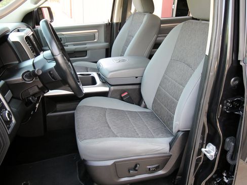 Used 2016 RAM 1500 Big Horn AWD/4WD image 23
