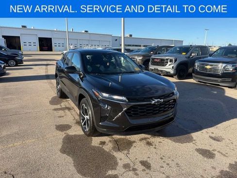 Used 2024 Chevrolet Trax RS w/ Driver Confidence Package FWD image 6