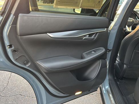 Used 2023 INFINITI QX50 Sport image 15