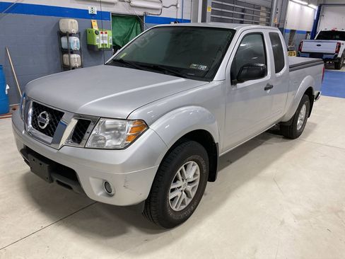 Used 2019 Nissan Frontier SV w/ Value Truck Package image 3