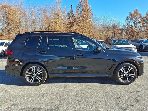 Used 2023 BMW X7 xDrive40i w/ M Sport Package image 7