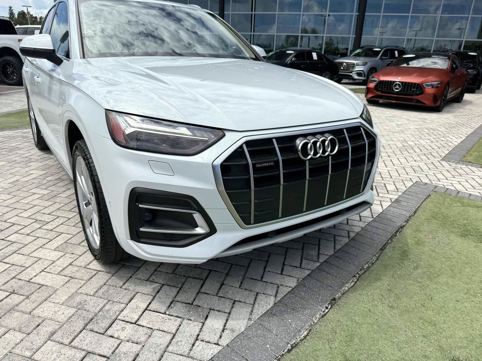 Used 2021 Audi Q5 Prestige AWD/4WD image 8