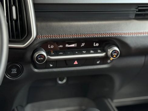 Used 2024 MAZDA CX-50 Meridian Edition w/ Apex Package image 33