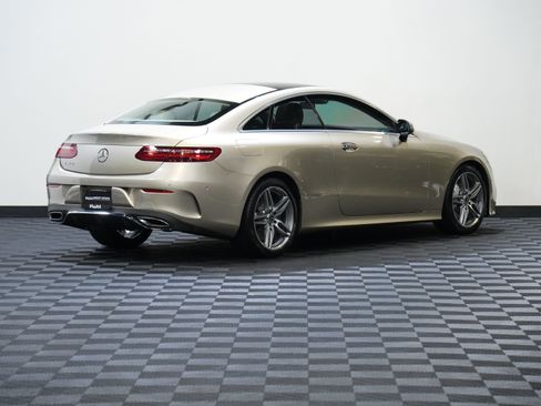 Used 2018 Mercedes-Benz E 400 Coupe image 6