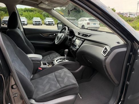 Used 2015 Nissan Rogue SV w/ SV Premium Package AWD/4WD image 21