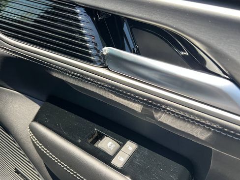 New 2025 Jeep Wagoneer L Series II AWD/4WD image 15