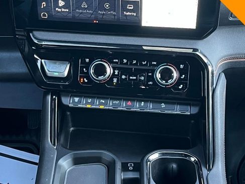 Used 2025 GMC Sierra 2500 AT4 w/ AT4 Premium Plus Package image 16