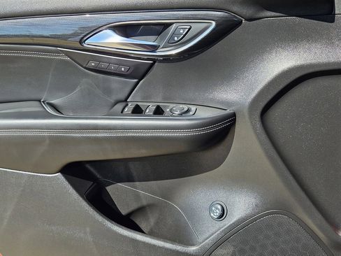 Used 2022 Buick Envision Essence w/ Technology Package I image 28