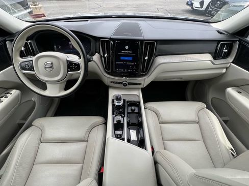 Certified 2023 Volvo XC60 B6 Ultimate w/ Protection Package Premier AWD/4WD image 25