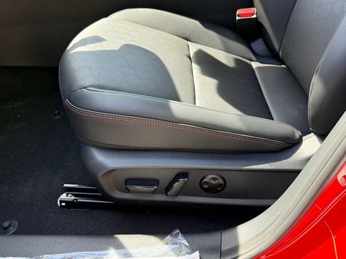 New 2026 Nissan Sentra SR w/ SR Premium Package FWD image 20