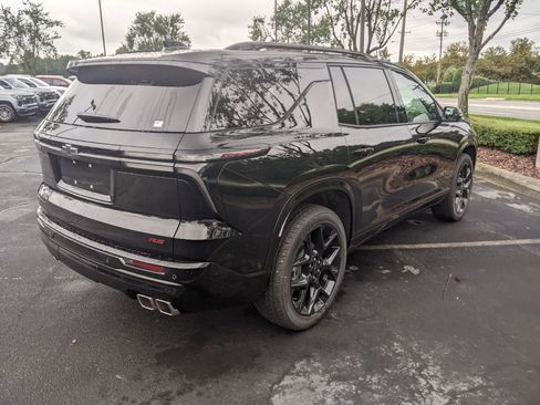 New 2026 Chevrolet Traverse RS image 8