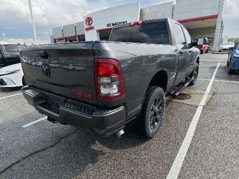 Used 2022 RAM 2500 Big Horn w/ Night Edition image 10