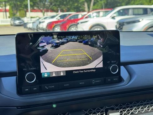 Certified 2023 Honda Accord EX image 27