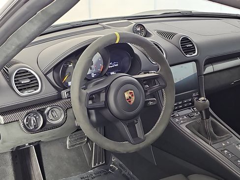 Used 2025 Porsche 718 Boxster Spyder RS RWD image 12