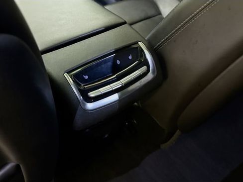 Used 2020 Cadillac XT6 Premium Luxury image 29