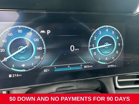 Used 2023 Hyundai Elantra SEL w/ Convenience Package FWD image 9
