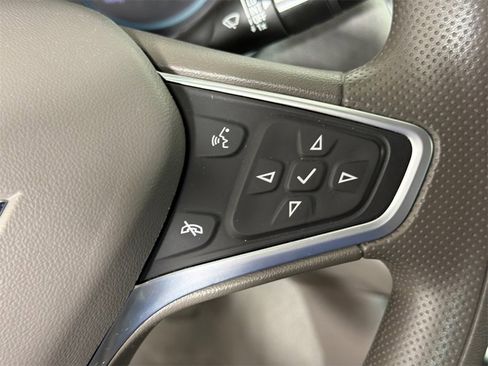 Used 2022 Chevrolet Malibu LT image 25