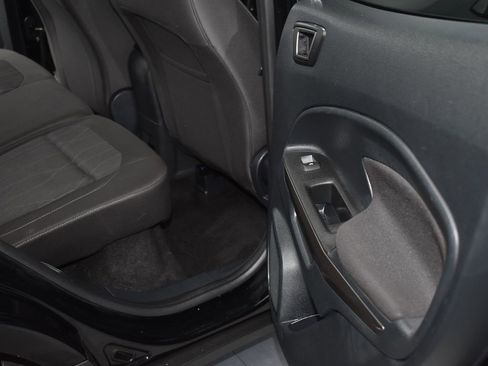 Used 2020 Ford EcoSport SE w/ SE Convenience Package image 15