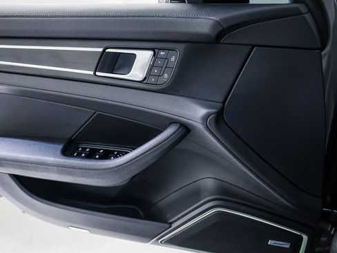 Certified 2023 Porsche Panamera Platinum Edition image 23