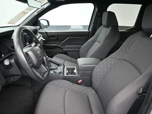 Used 2026 Toyota Tacoma SR5 AWD/4WD image 25