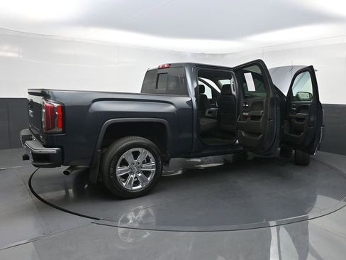 Used 2018 GMC Sierra 1500 SLT AWD/4WD image 38