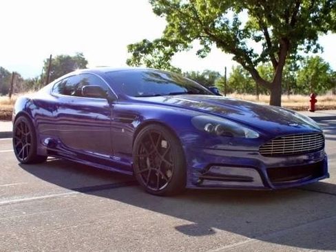 Used 2005 Aston Martin DB9 Coupe image 2