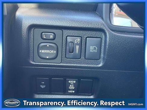 Used 2021 Toyota 4Runner Limited image 22