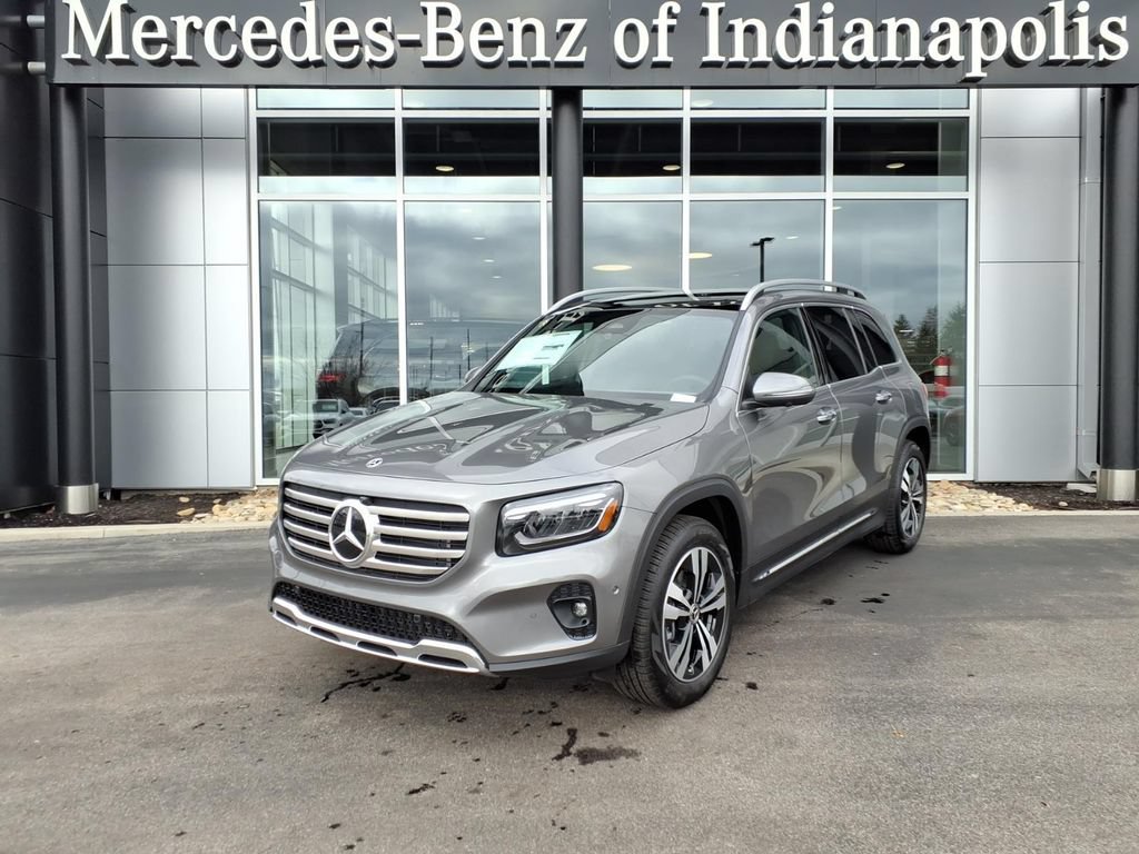 Certified 2026 Mercedes-Benz GLB 250 4MATIC image 1