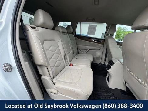 Used 2024 Volkswagen Atlas SE FWD image 23