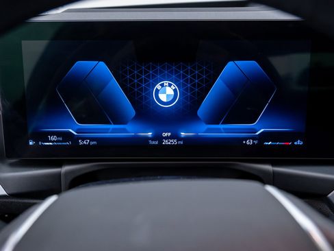 Certified 2023 BMW 330i xDrive Sedan w/ Premium Package image 21