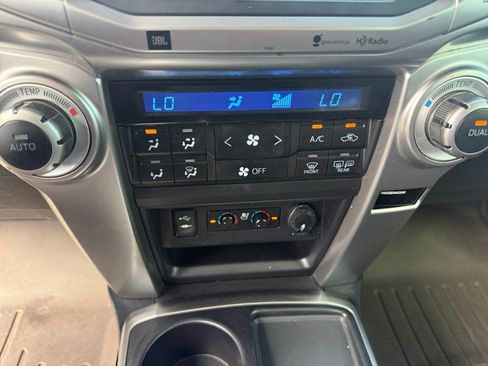 Used 2015 Toyota 4Runner Limited RWD image 12