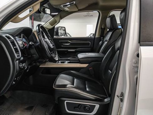 Used 2020 RAM 1500 Laramie AWD/4WD image 4